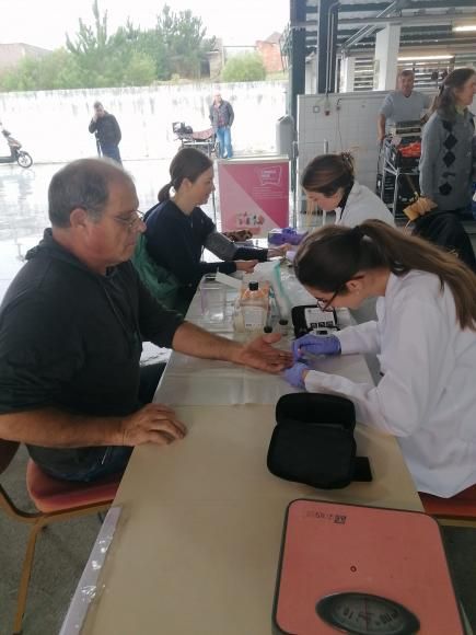Sess&atilde;o de rasteiros cardiovasculares no Mercado de Febres
