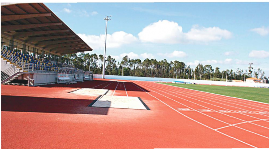 C&acirc;mara beneficia complexo desportivo