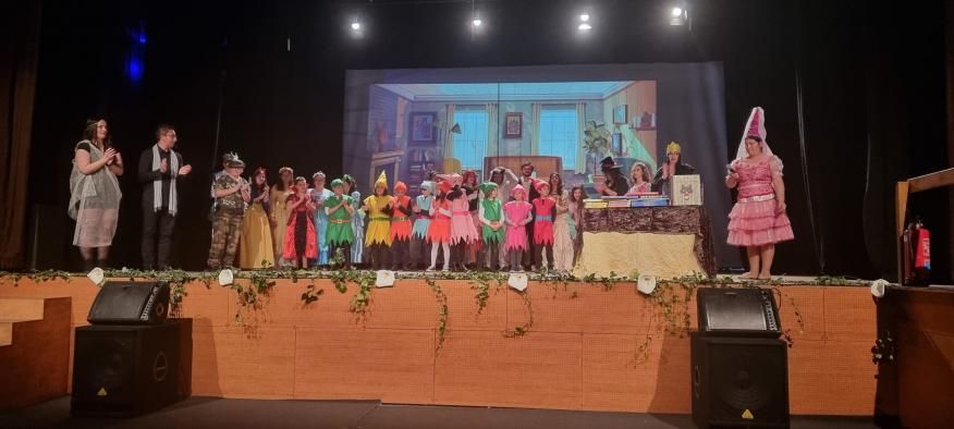 Teatro Cordinha D`&Aacute;gua de Cordinh&atilde;