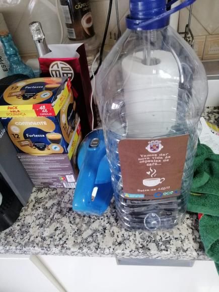 A Junta de Freguesia de Febres est&aacute; a promover a recolha de c&aacute;psulas de caf&eacute;, em parceria com a Escola B&aacute;sica Carlos de Oliveira